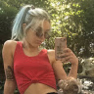 Meet your Posher, Abby